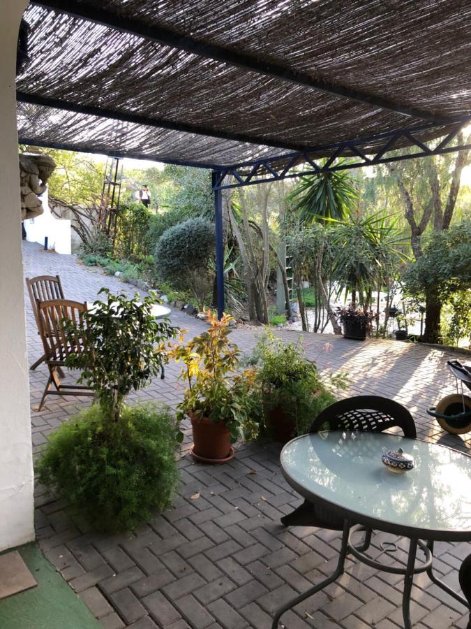 Finca El Rio, The Studio Self Catering With Pool And Hydrotherapy Jacuzzi Set In Beautiful Gardens, Guaro المظهر الخارجي الصورة
